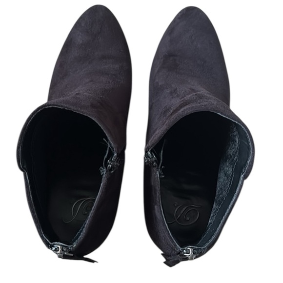 Seamed Heeled Braidy Wedge Boots - Picture 6 of 10